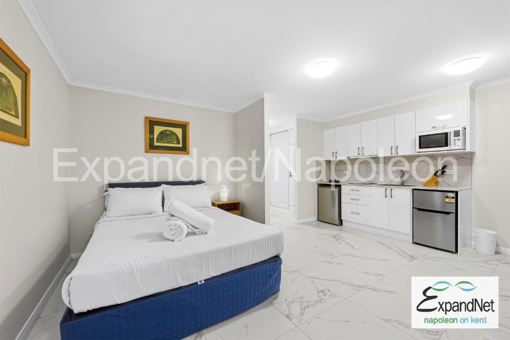 Napoleon On Kent Hotel